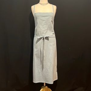 now DESIGN “cloud” blue baker’s apron/studio apron-NWT